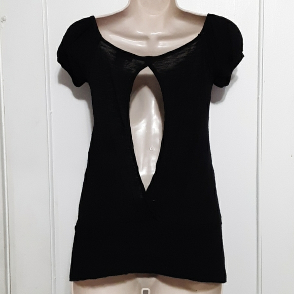 Wet seal backless tshirt - Picture 2 of 4
